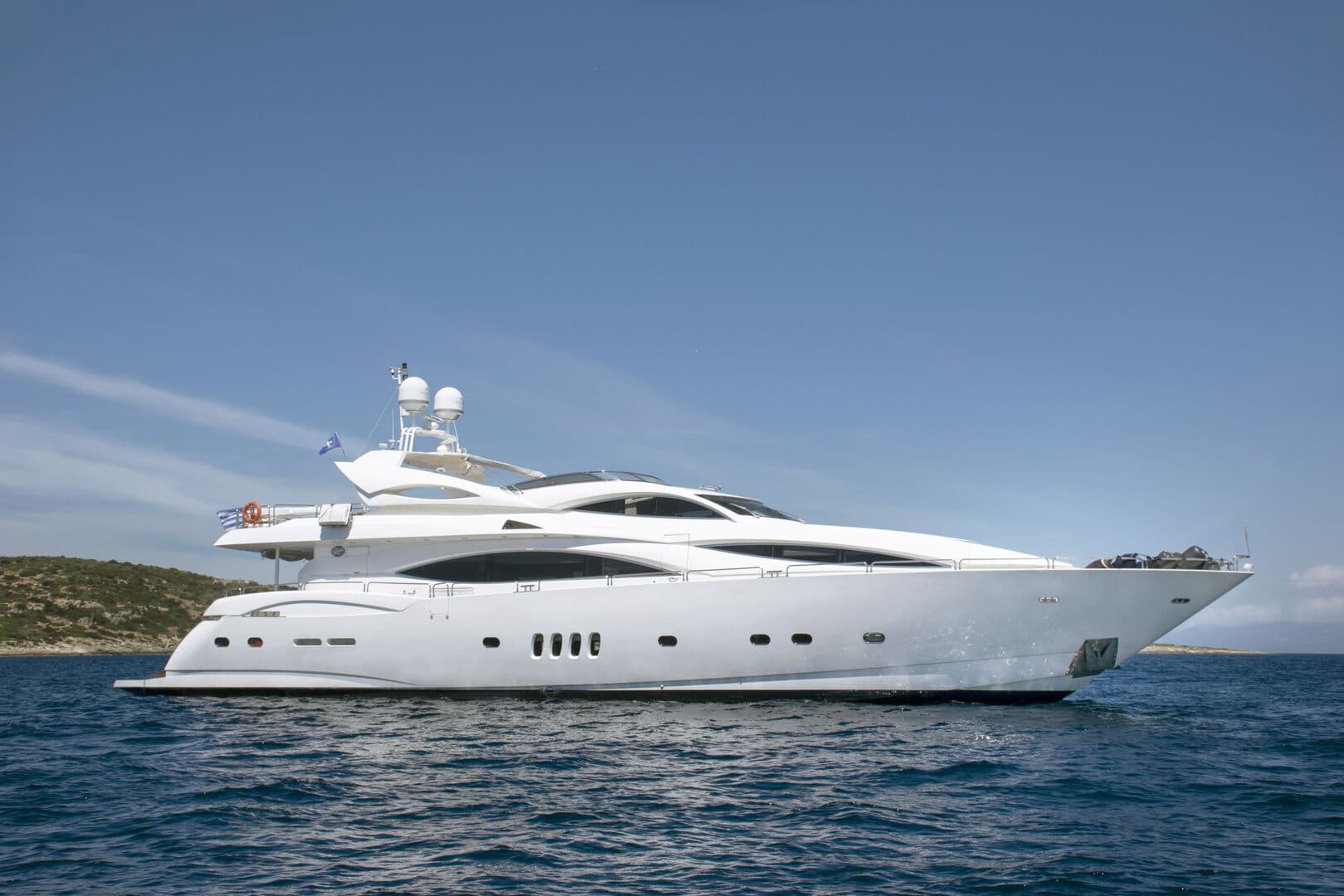 MI ALMA - ext | Drivas Yachts