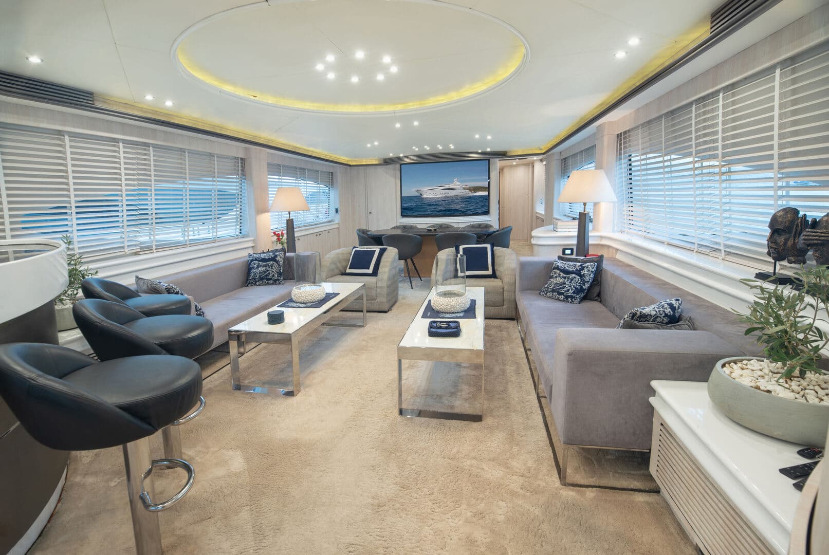 MI ALMA - saloon | Drivas Yachts