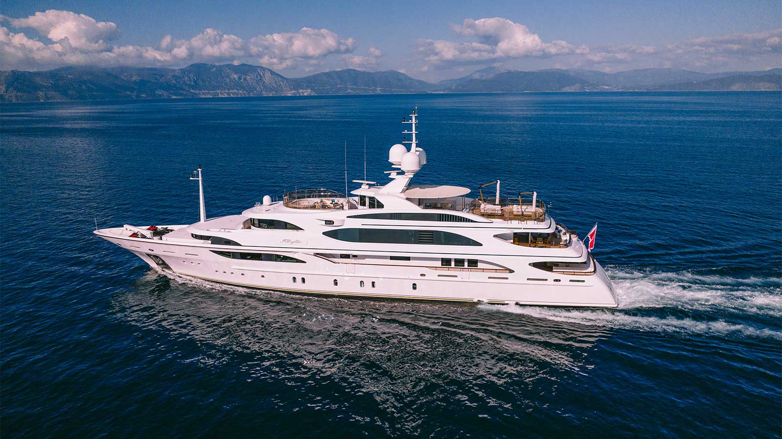DILARA - ext running | Drivas Yachts