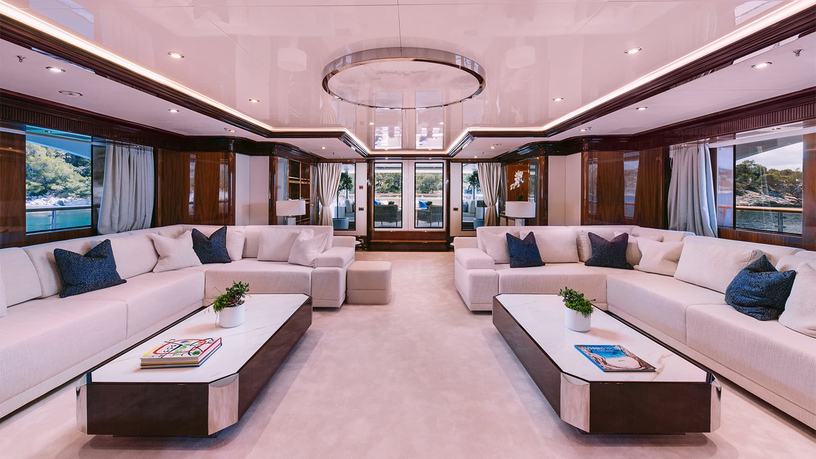 DILARA - saloon | Drivas Yachts