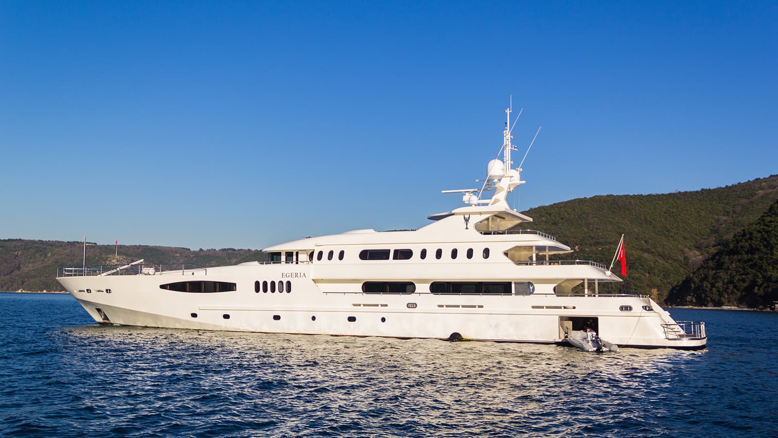 Motor yacht QUEEN MARE 58m by Egeria Yachts — photo 2