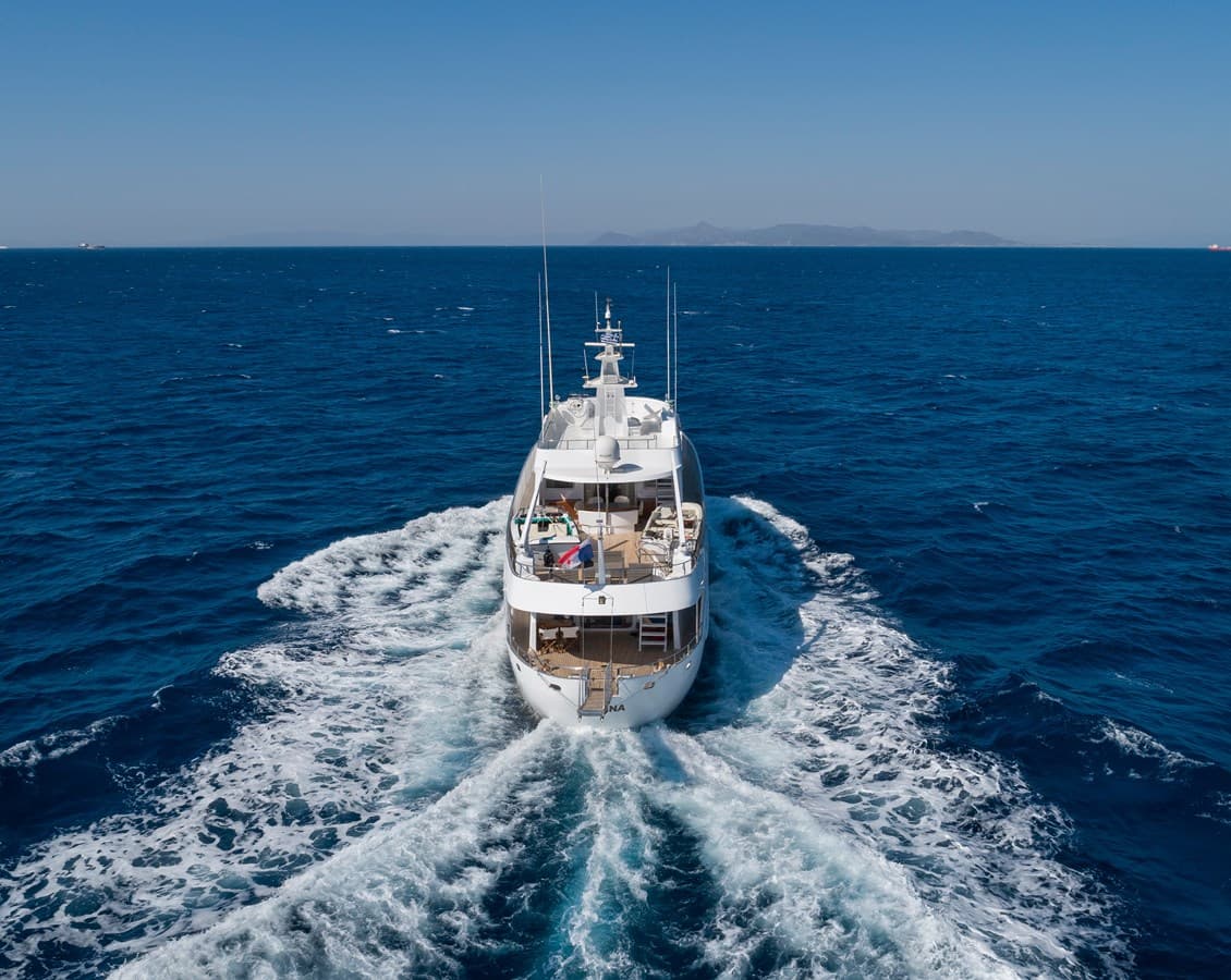 ATHINA - ext running | Drivas Yachts