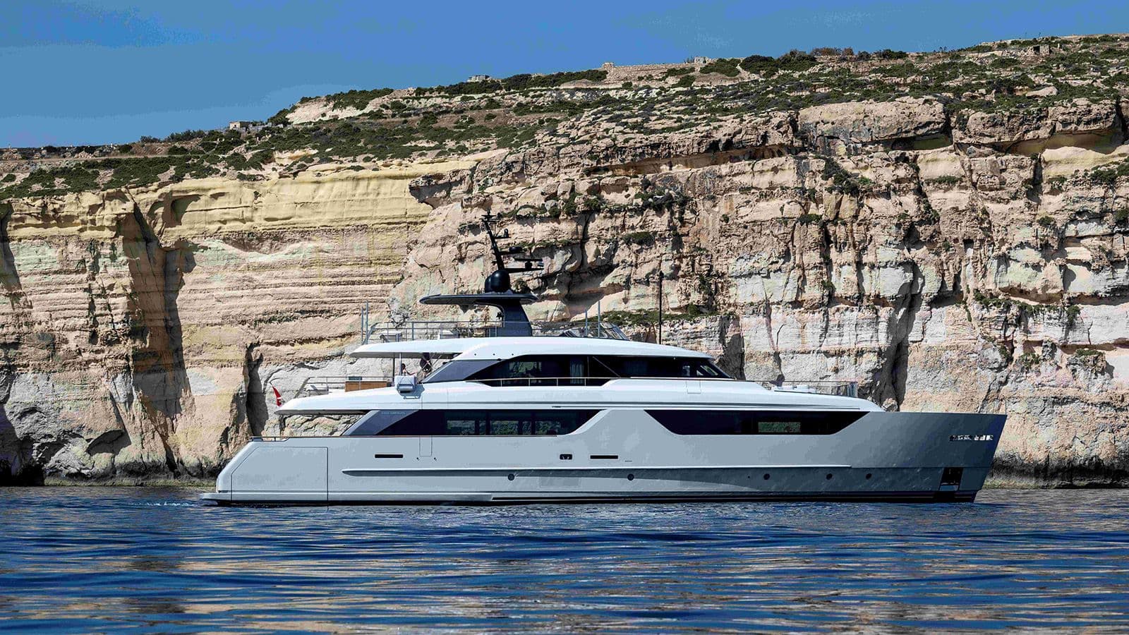 Motor yacht UNIQUE S 35.7m by Sanlorenzo — photo 2