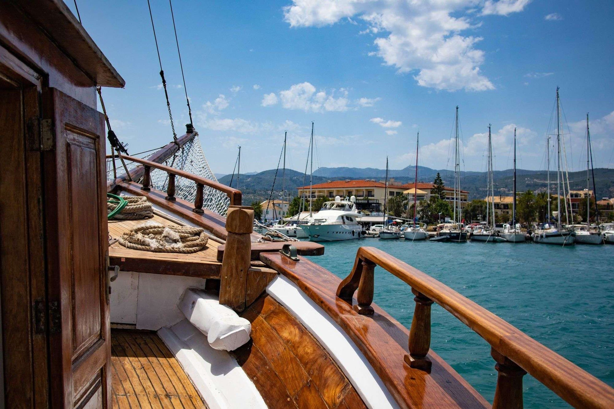 AEGEOTISSA II | Drivas Yachts