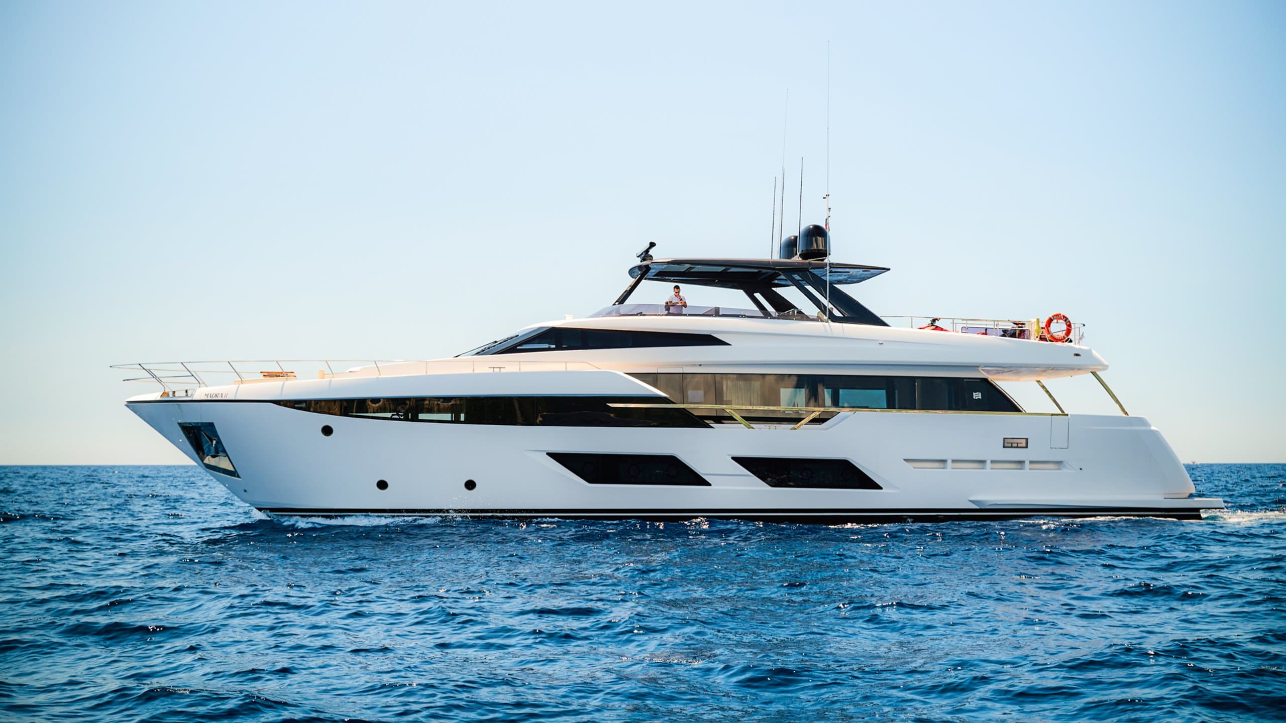 MADRA II | Drivas Yachts