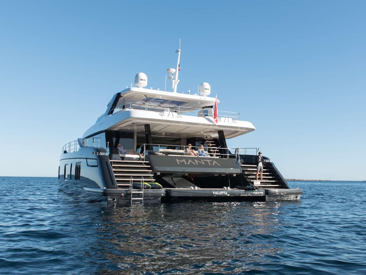 Motor yacht MANTA 24m by Sunreef Yachts — photo 4
