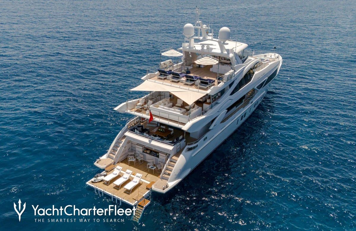 Motor yacht New Waves 42m by Benetti — photo 5