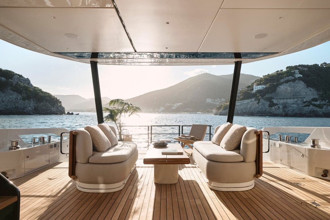EXPLORA aft deck