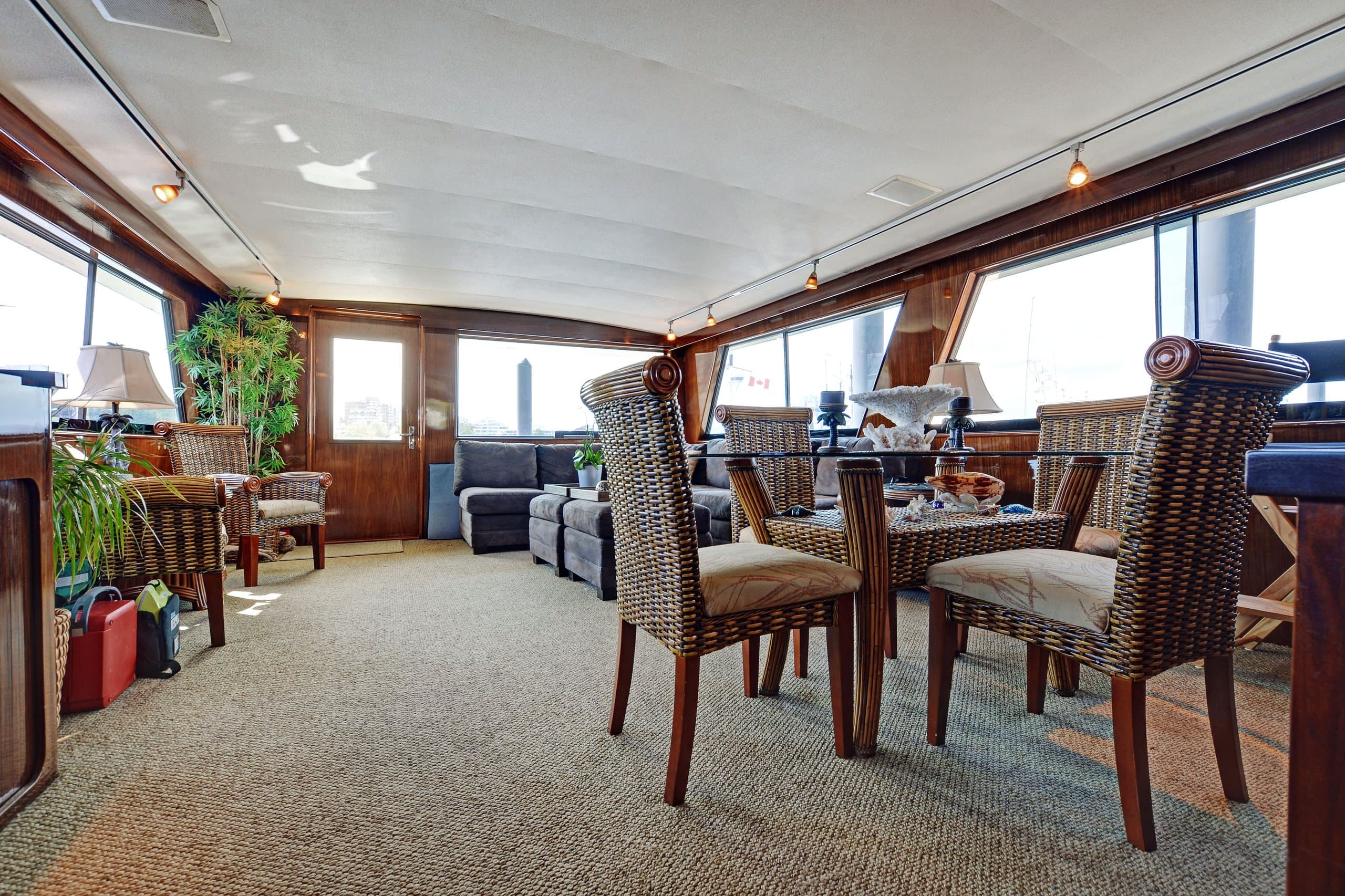 NORTHERN LIGHT | Drivas Yachts
