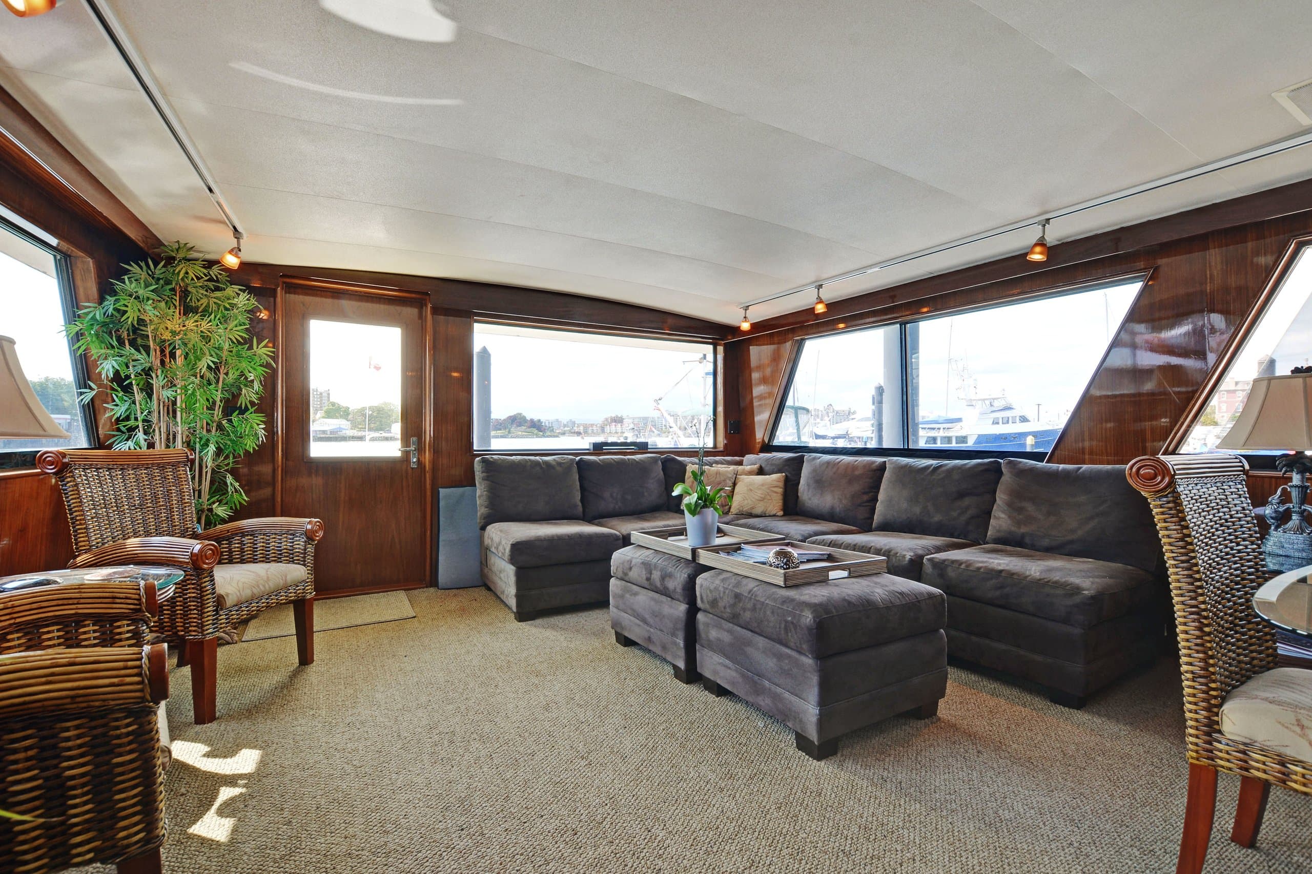 NORTHERN LIGHT | Drivas Yachts