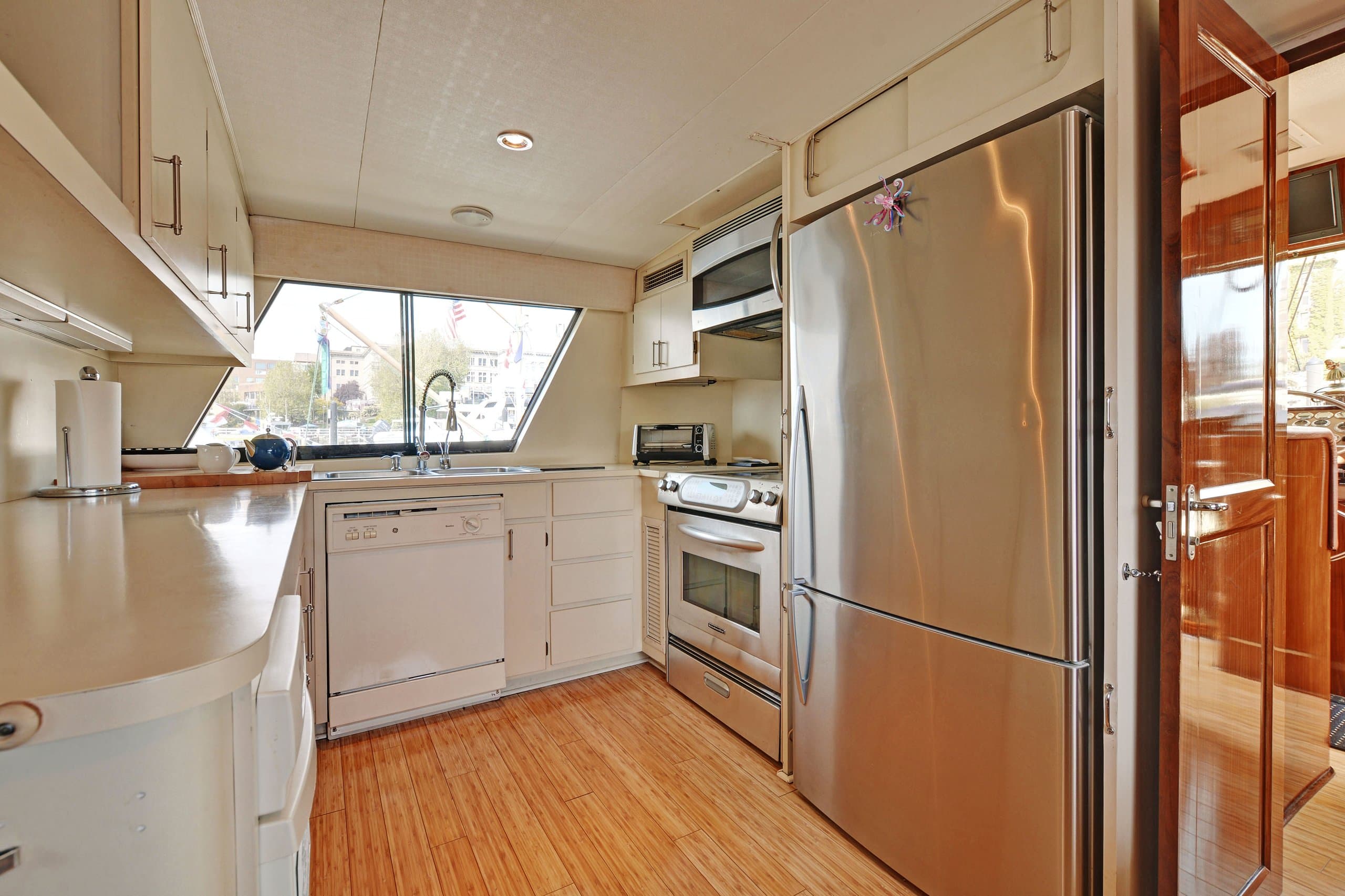 NORTHERN LIGHT | Drivas Yachts