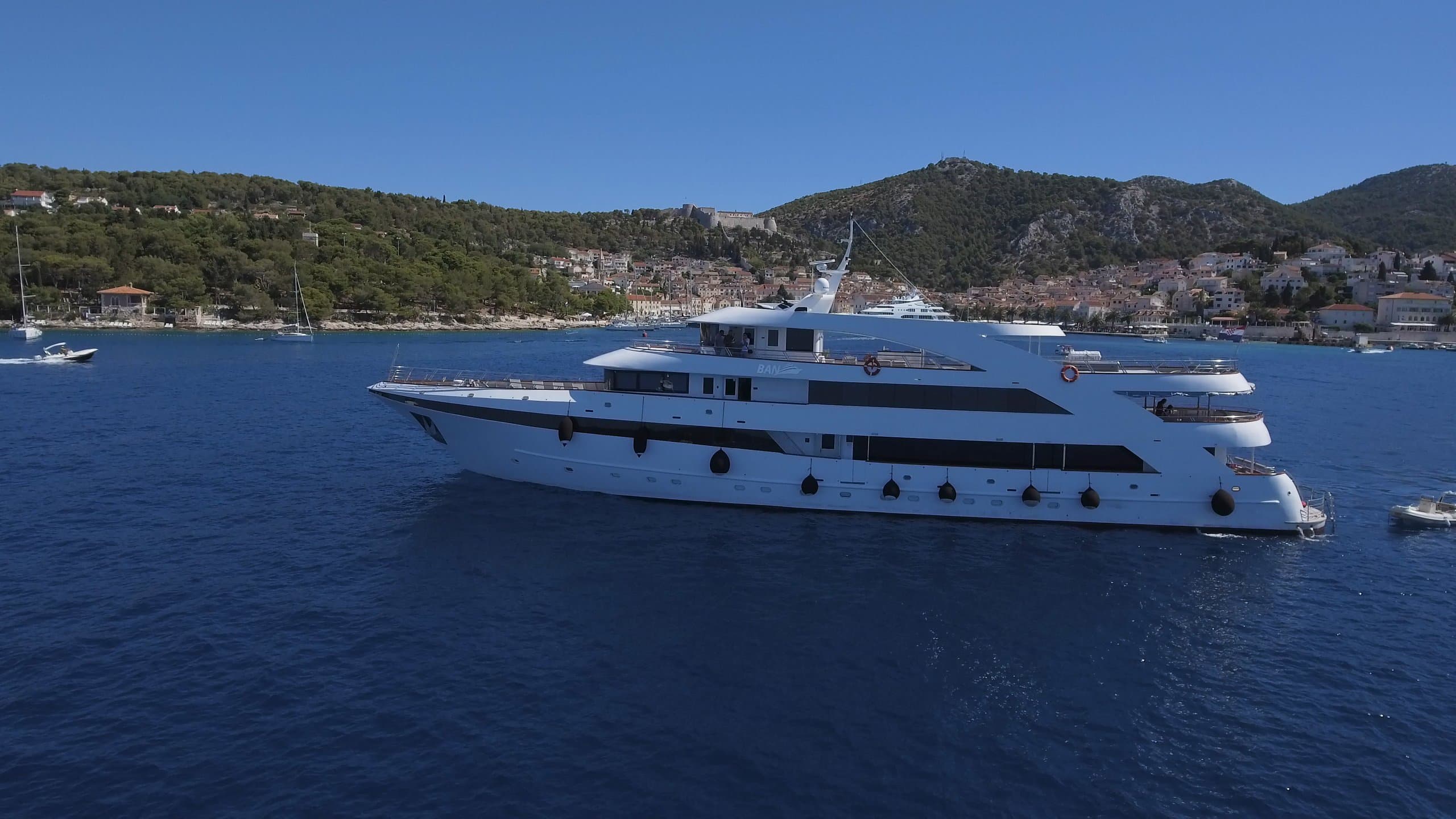 BAN | Drivas Yachts
