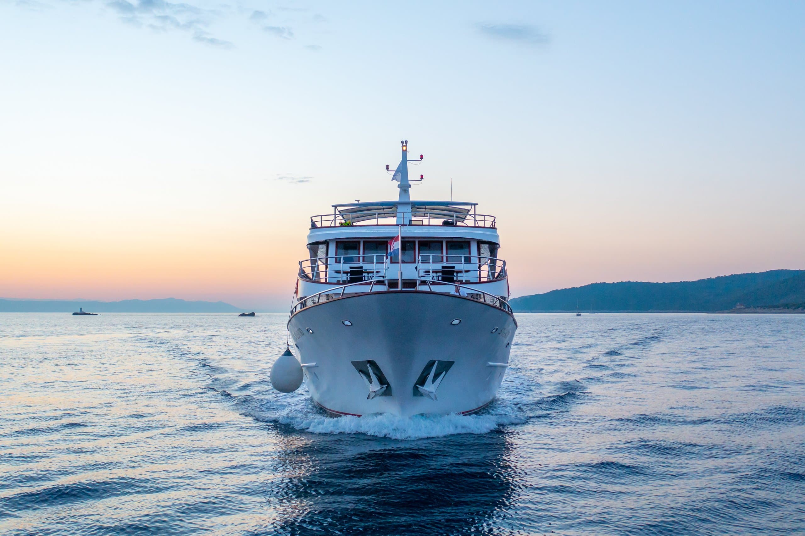 SPLENDID | Drivas Yachts