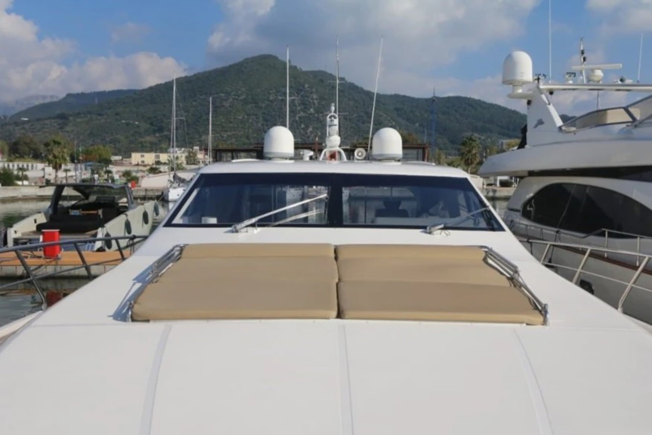 GUARFIRO | Drivas Yachts