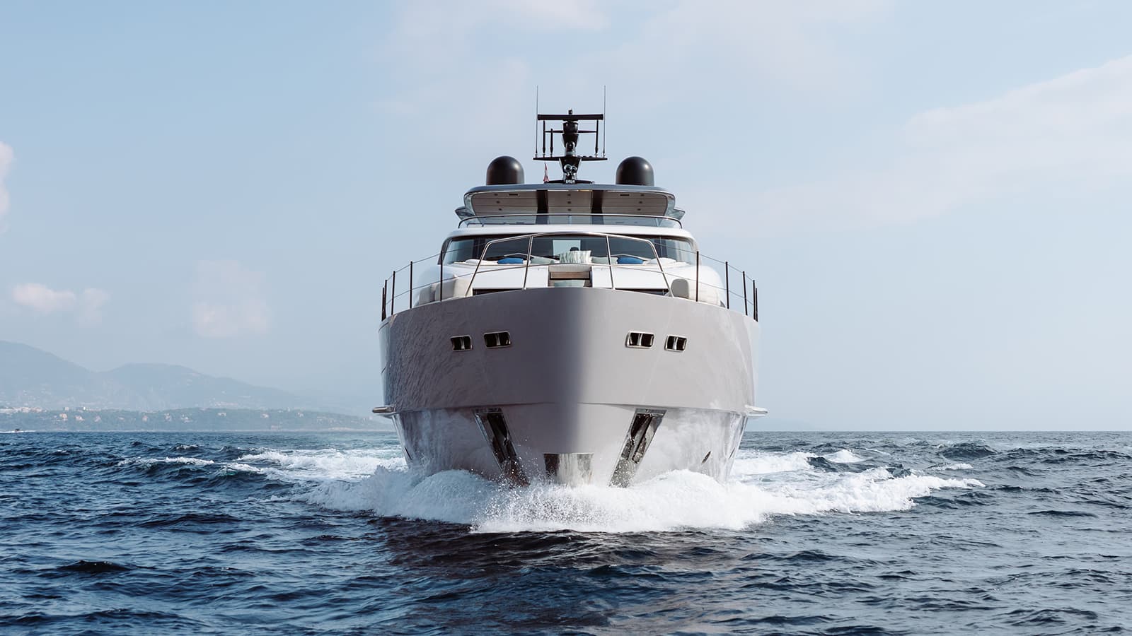 SAL - ext bow | Drivas Yachts