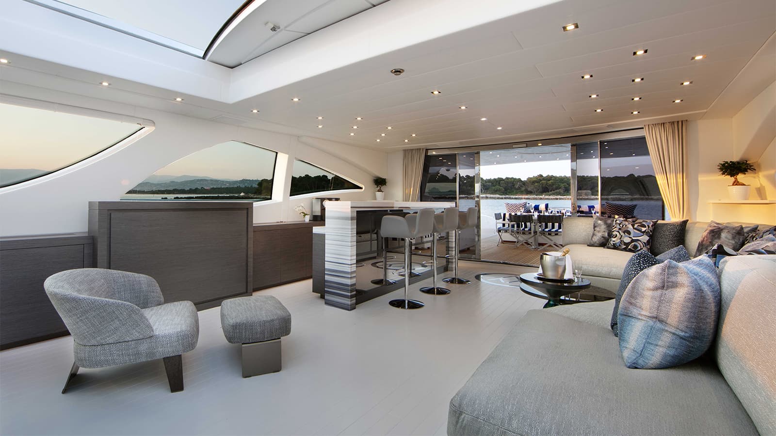 VENI VIDI VICI (VVV) - saloon | Drivas Yachts