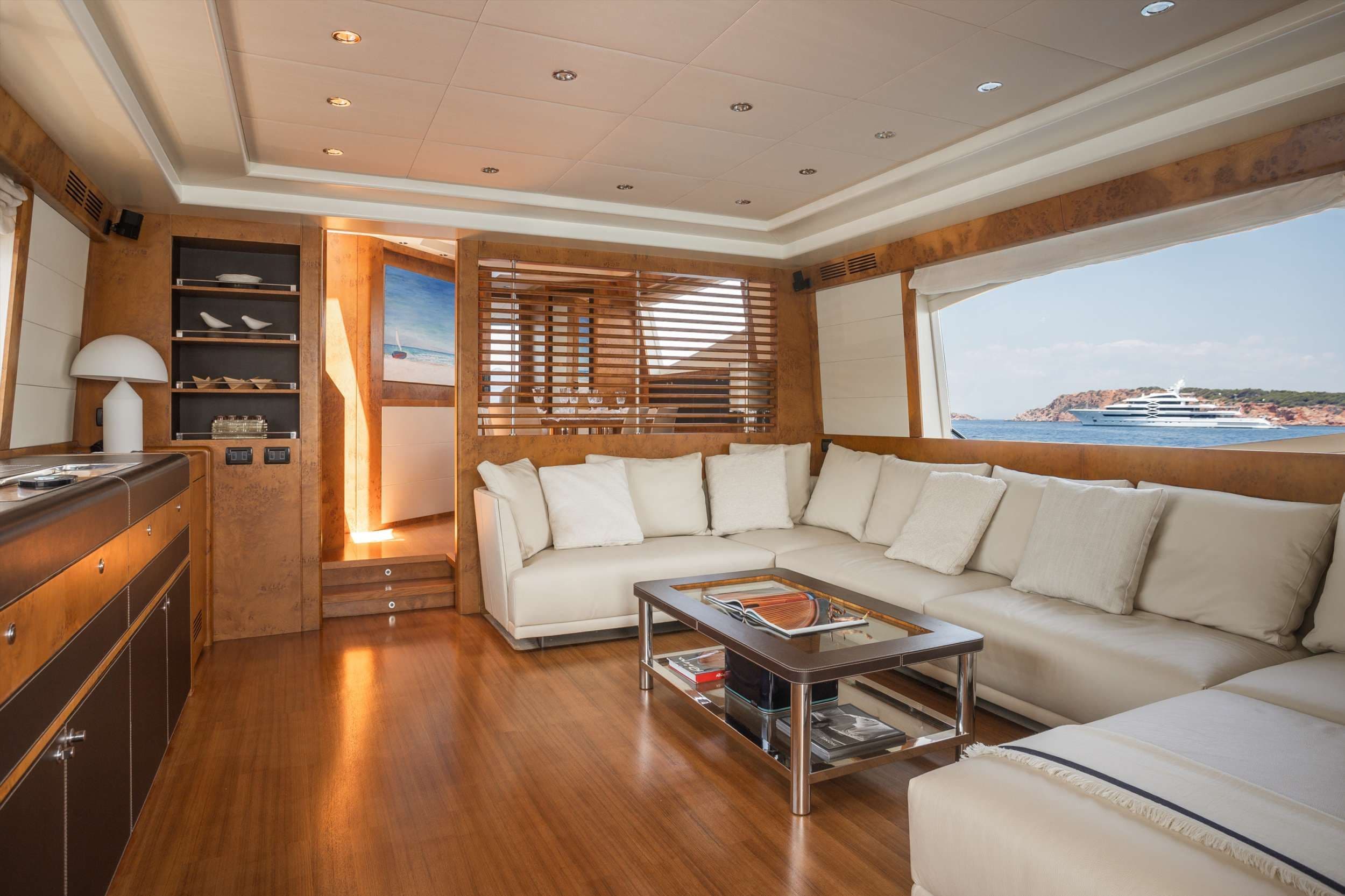 ANLIA — interior