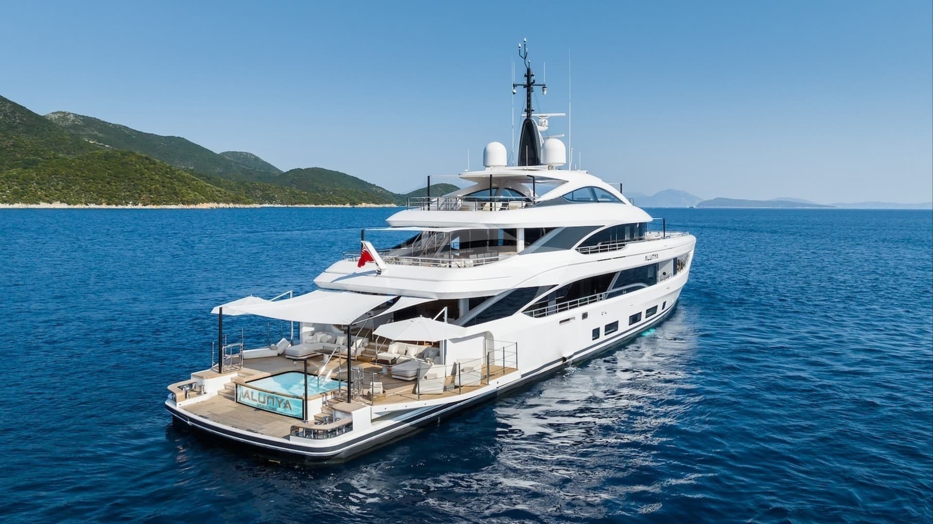 NOCTURNE - ext | Drivas Yachts