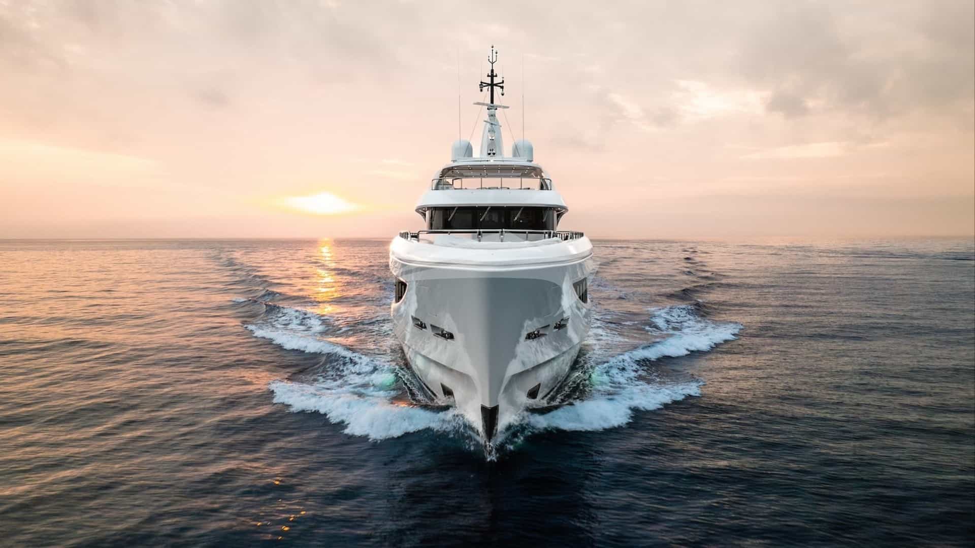 NOCTURNE - ext bow | Drivas Yachts