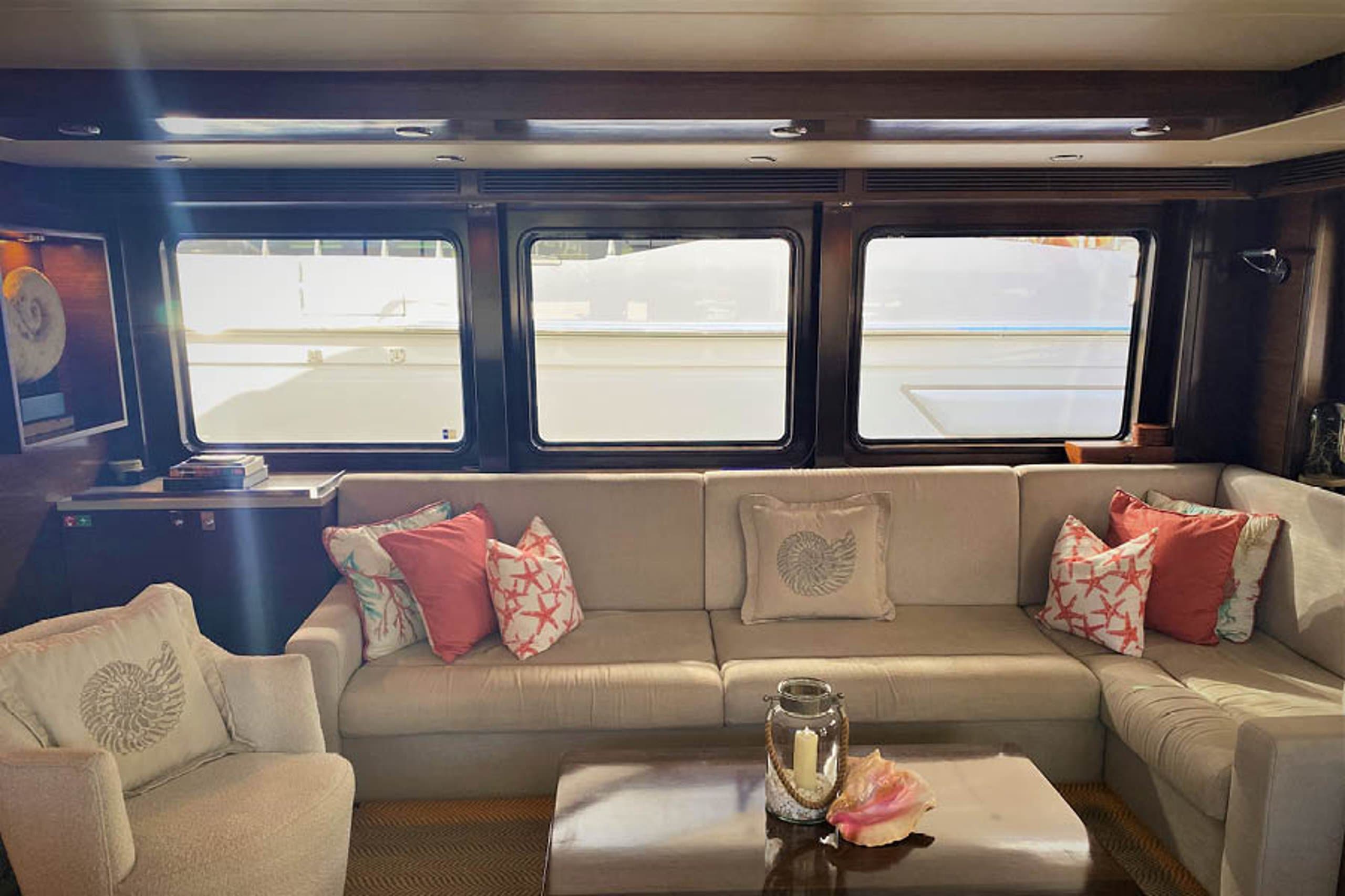 AMMONITE | Drivas Yachts