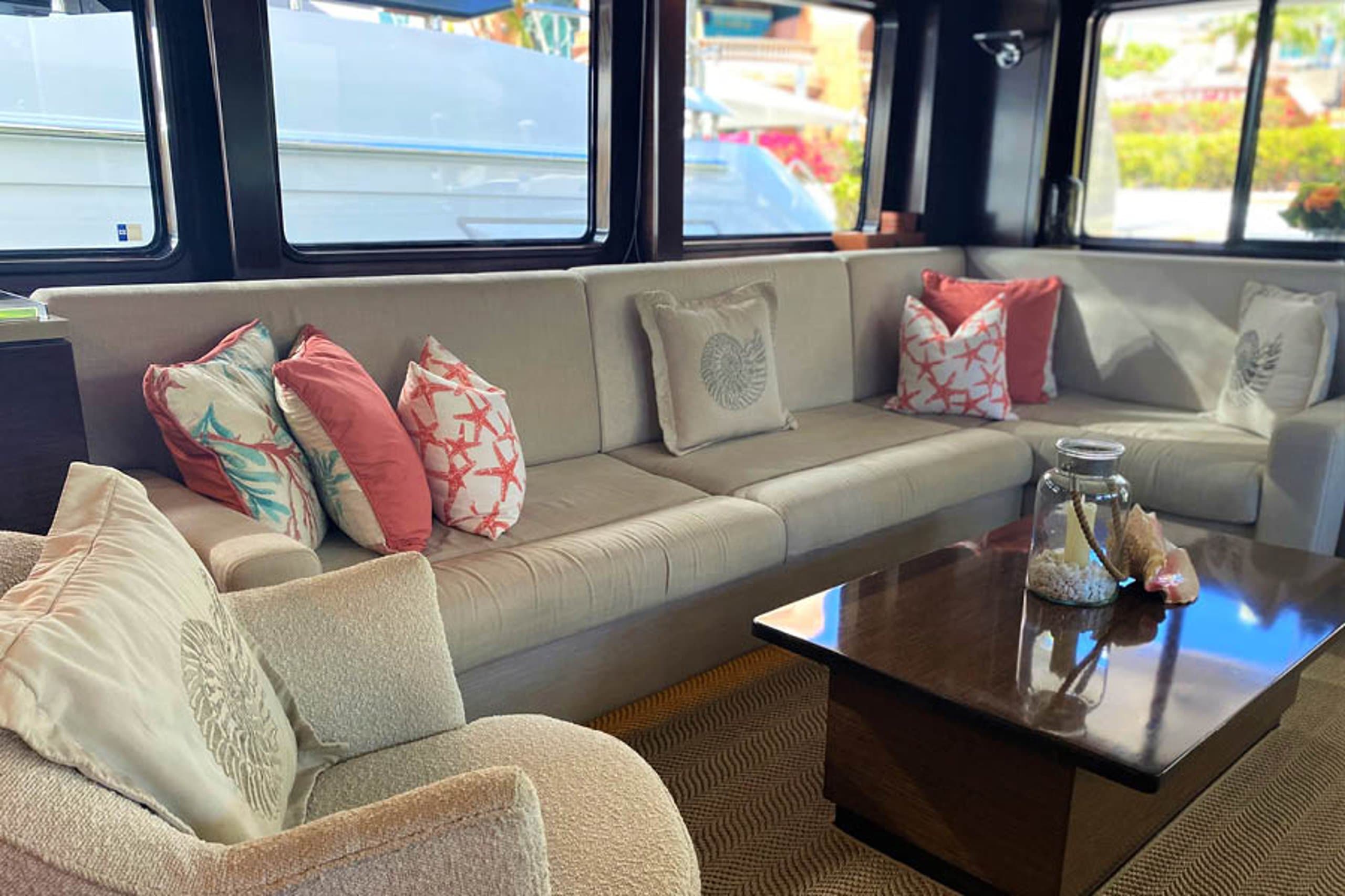 AMMONITE | Drivas Yachts