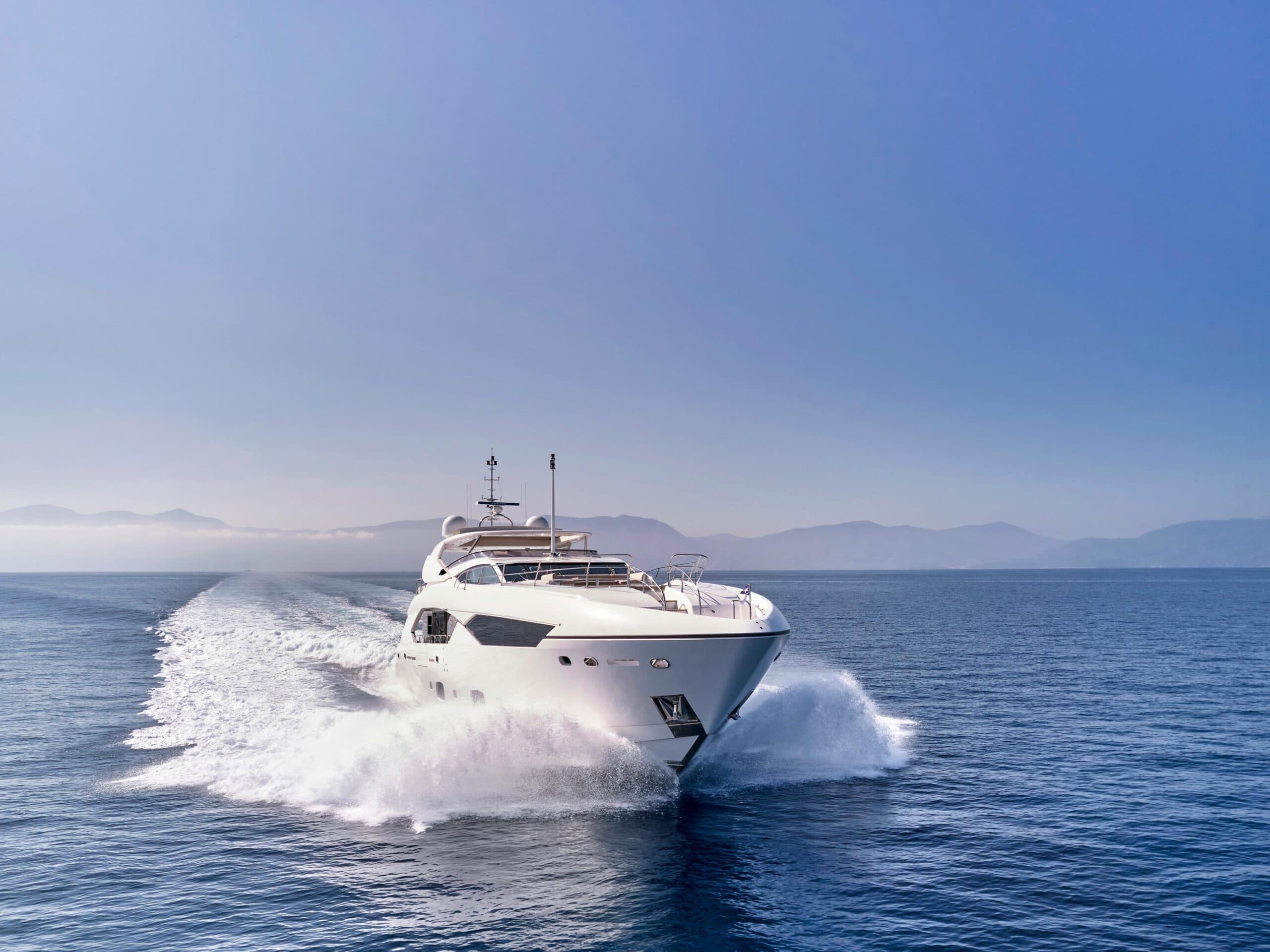 MAKANI II - ext running | Drivas Yachts