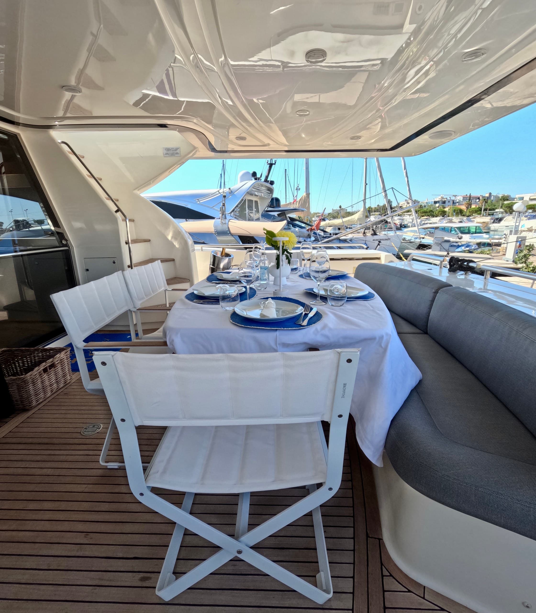 Motor yacht ARCELIA 23.5m by Ferretti — aft deck