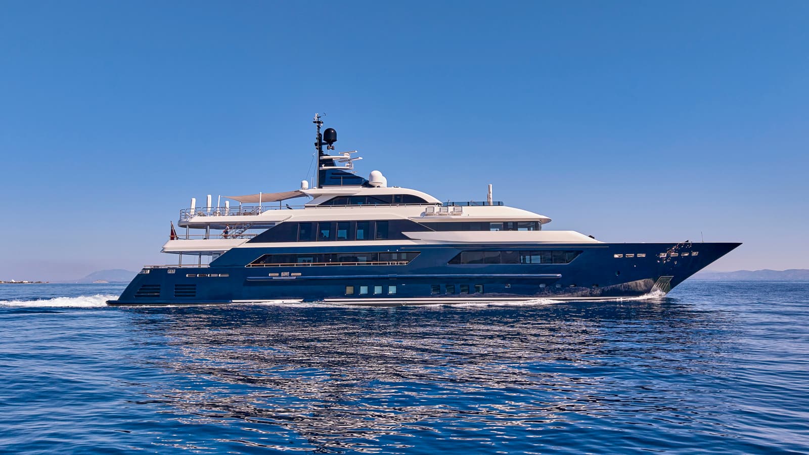ODYSSEY - ext stbd | Drivas Yachts