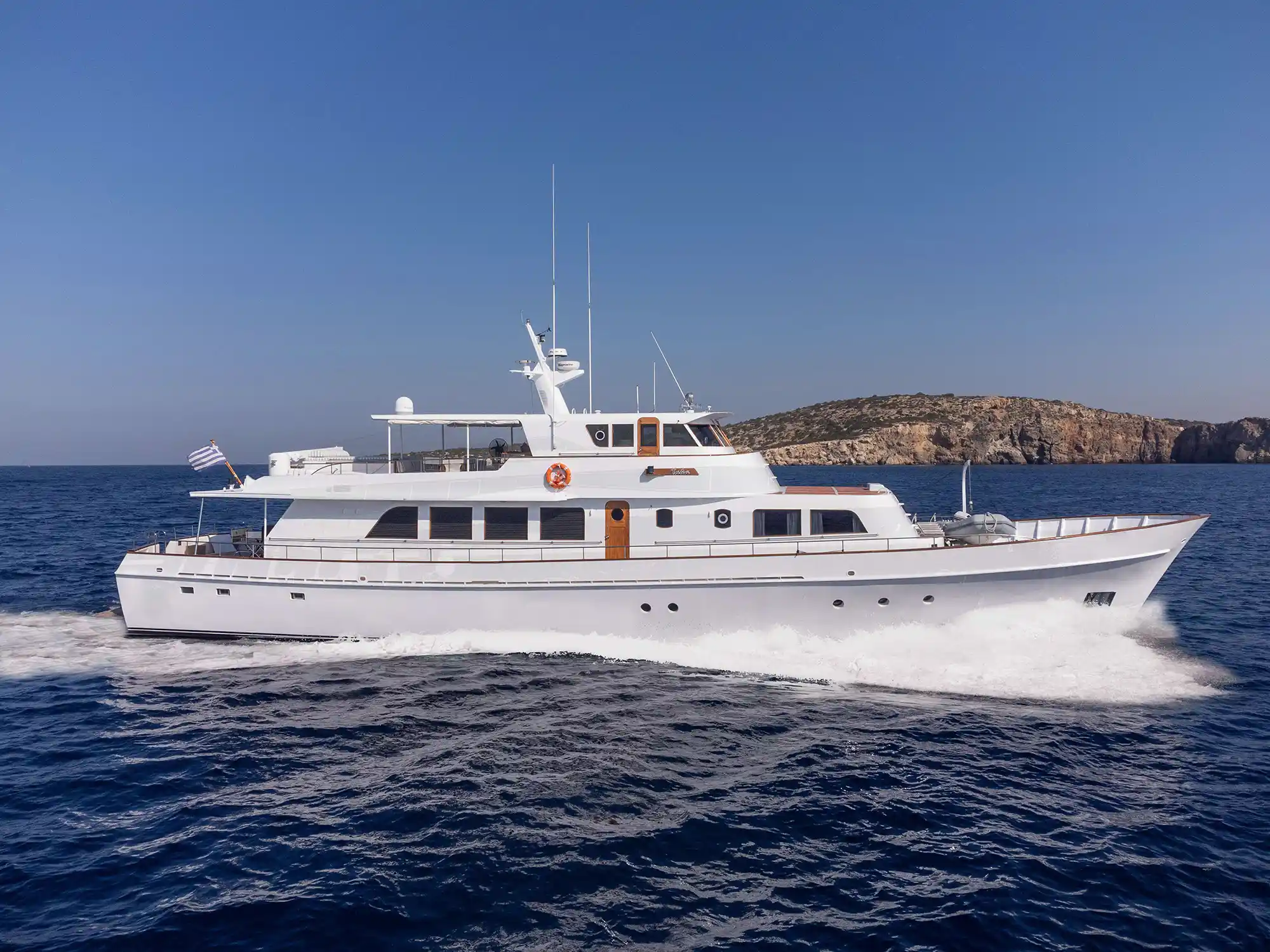 TAKA - ext running | Drivas Yachts