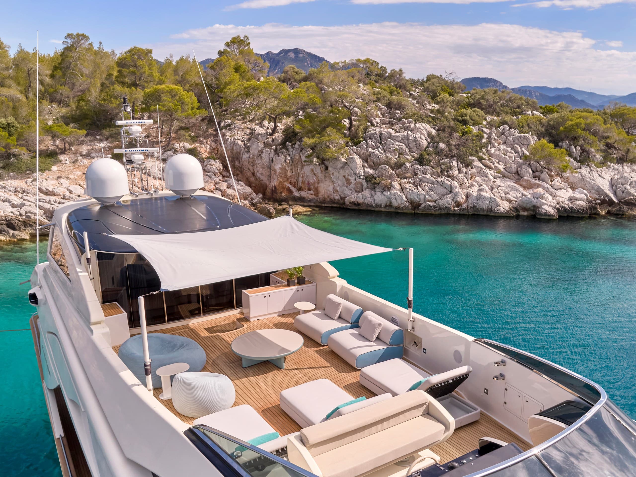 BEYOND - deck aft | Drivas Yachts