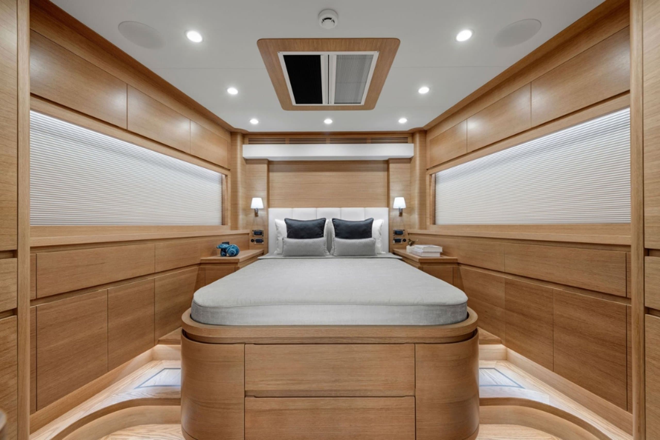 EMPIRE | Drivas Yachts