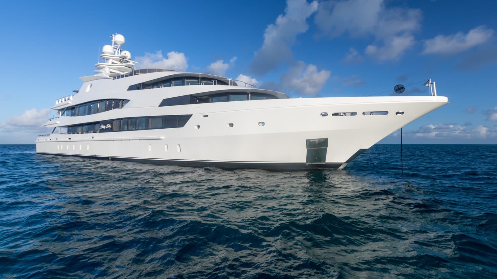 LUCKY LADY - ext port | Drivas Yachts