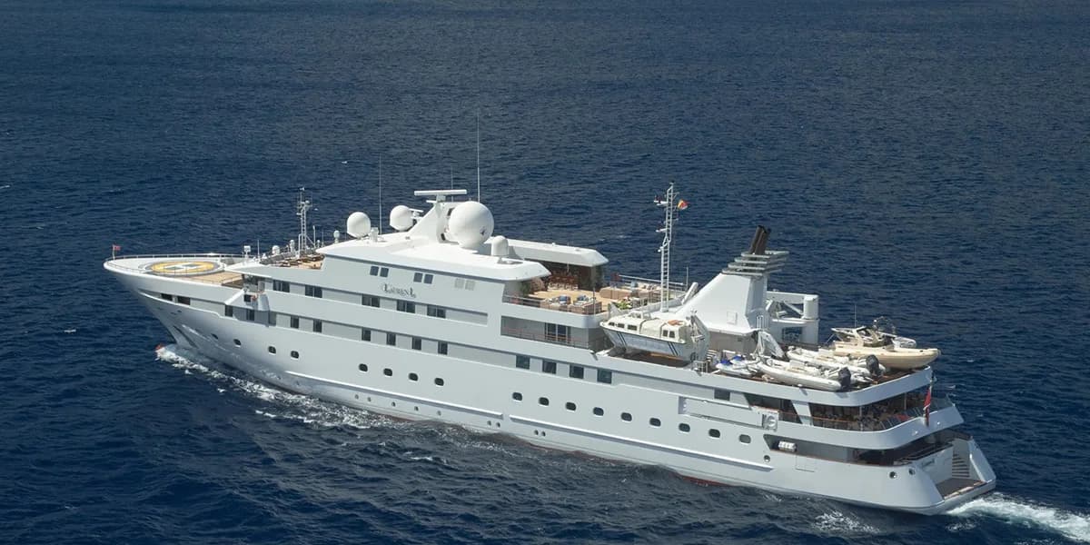 Motor yacht LAUREN L 90m by Cassens-Werft — photo 2