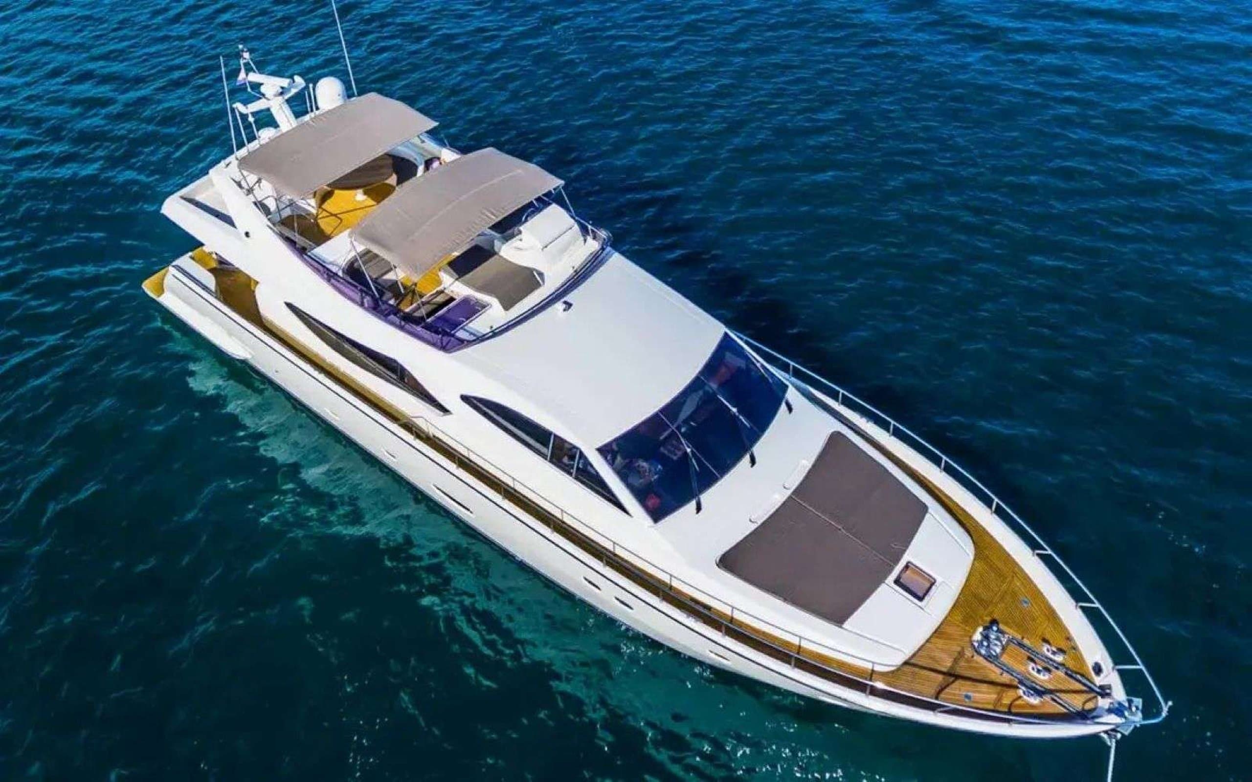 LUNA ROSSA | Drivas Yachts