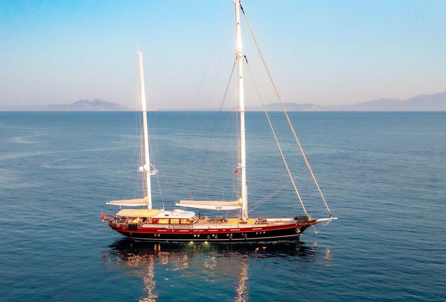 VAY - ext running | Drivas Yachts