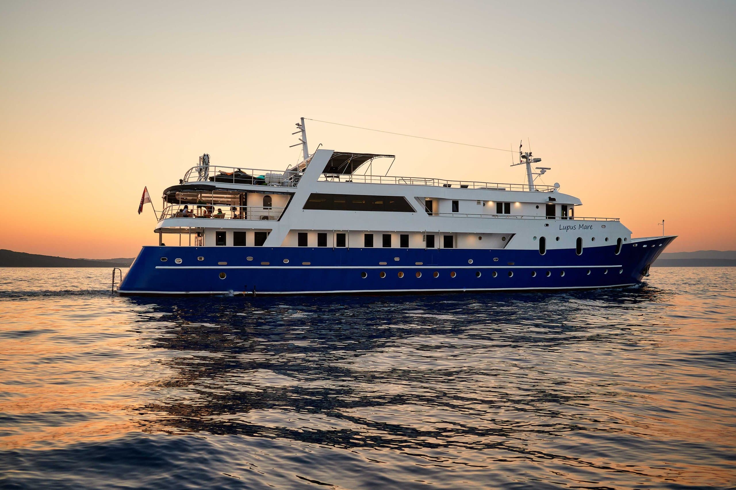 LUPUS MARE | Drivas Yachts