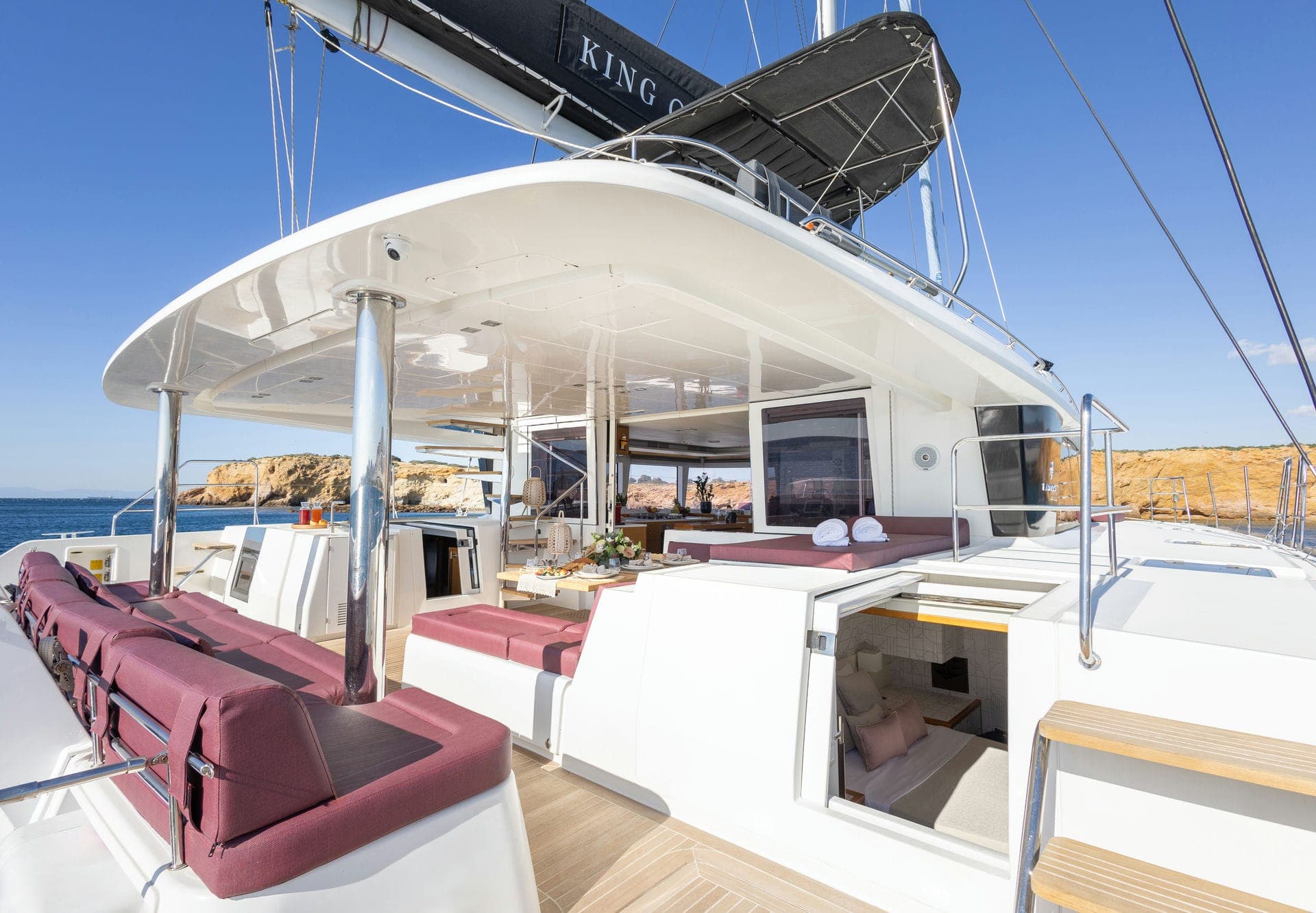 KING OF DIAMONDS - deck fore | Drivas Yachts