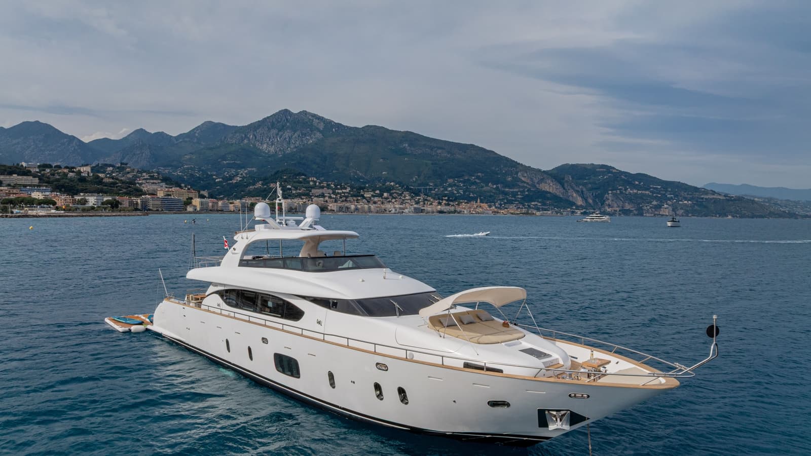 DADDY'S DREAM 888 - ext | Drivas Yachts