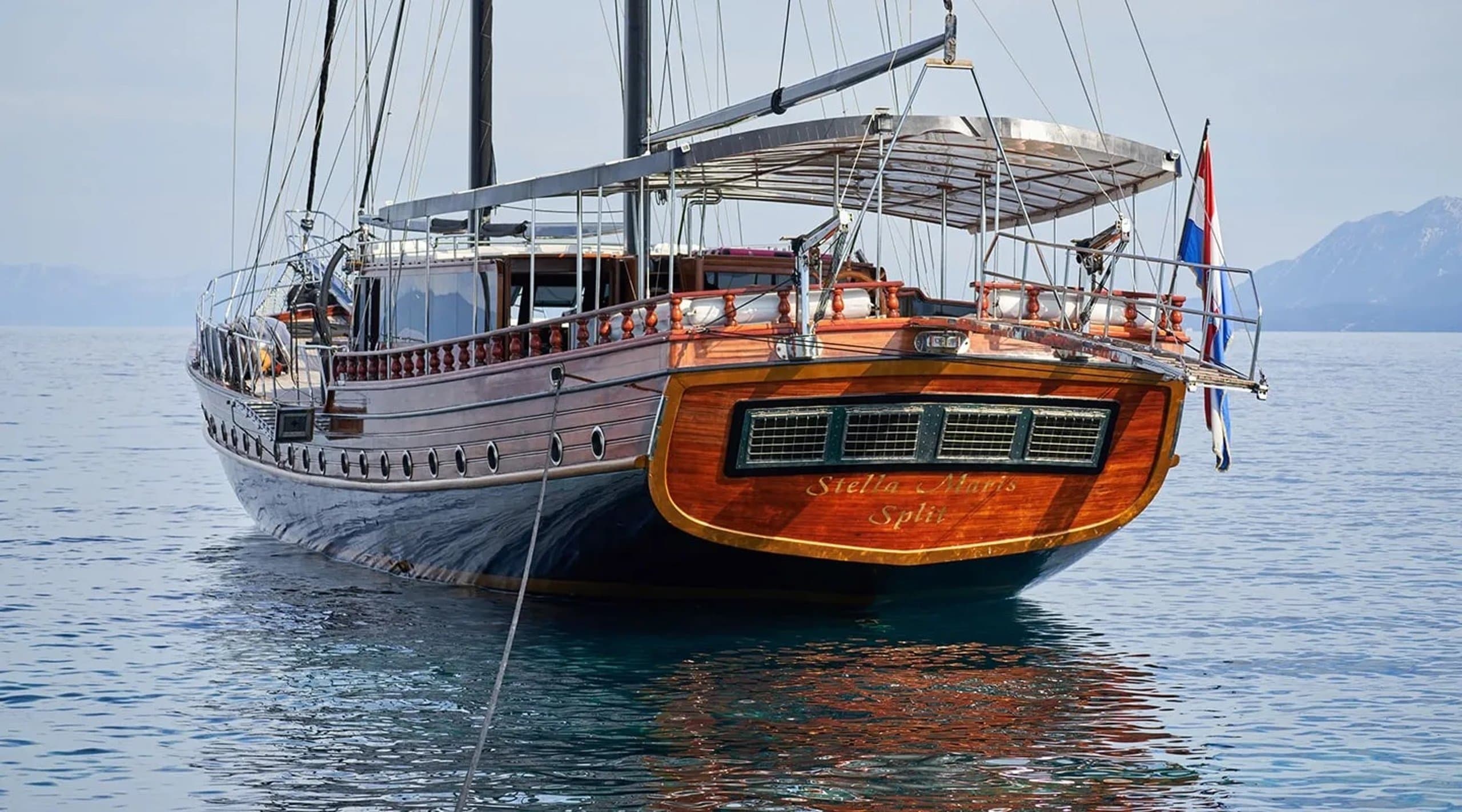 STELLA MARIS | Drivas Yachts
