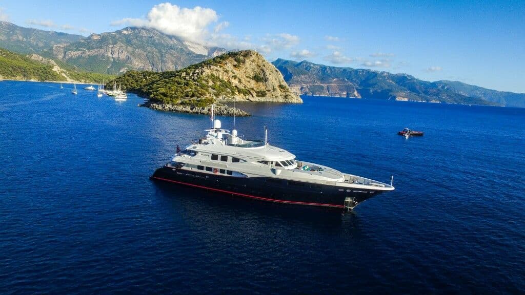 HOLIDAY - aerial | Drivas Yachts