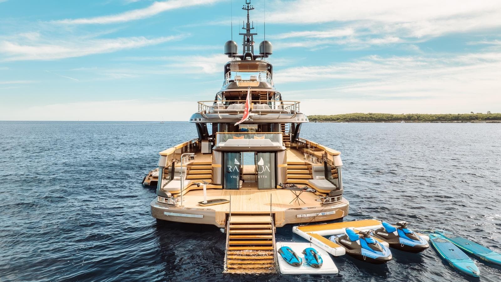 RAJA - ext bow | Drivas Yachts