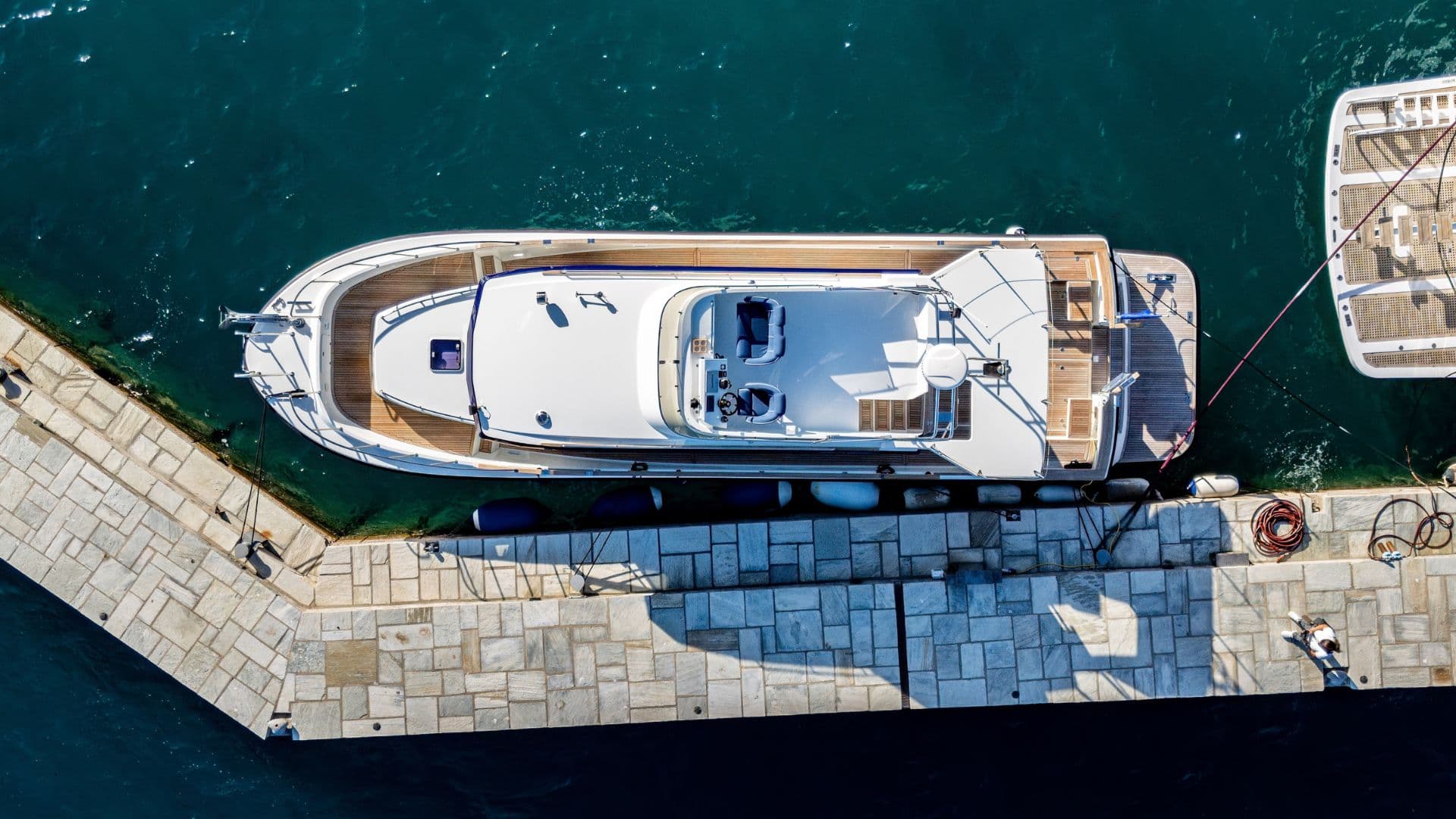 TARGA 46 - aerial | Drivas Yachts
