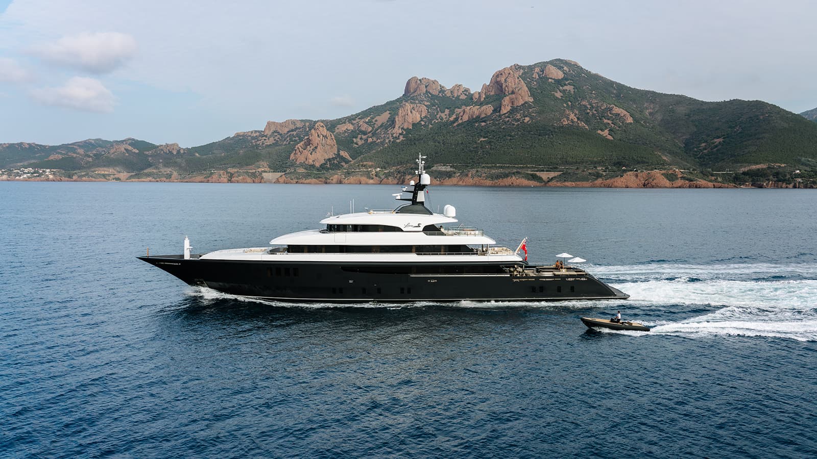 LOON - ext | Drivas Yachts