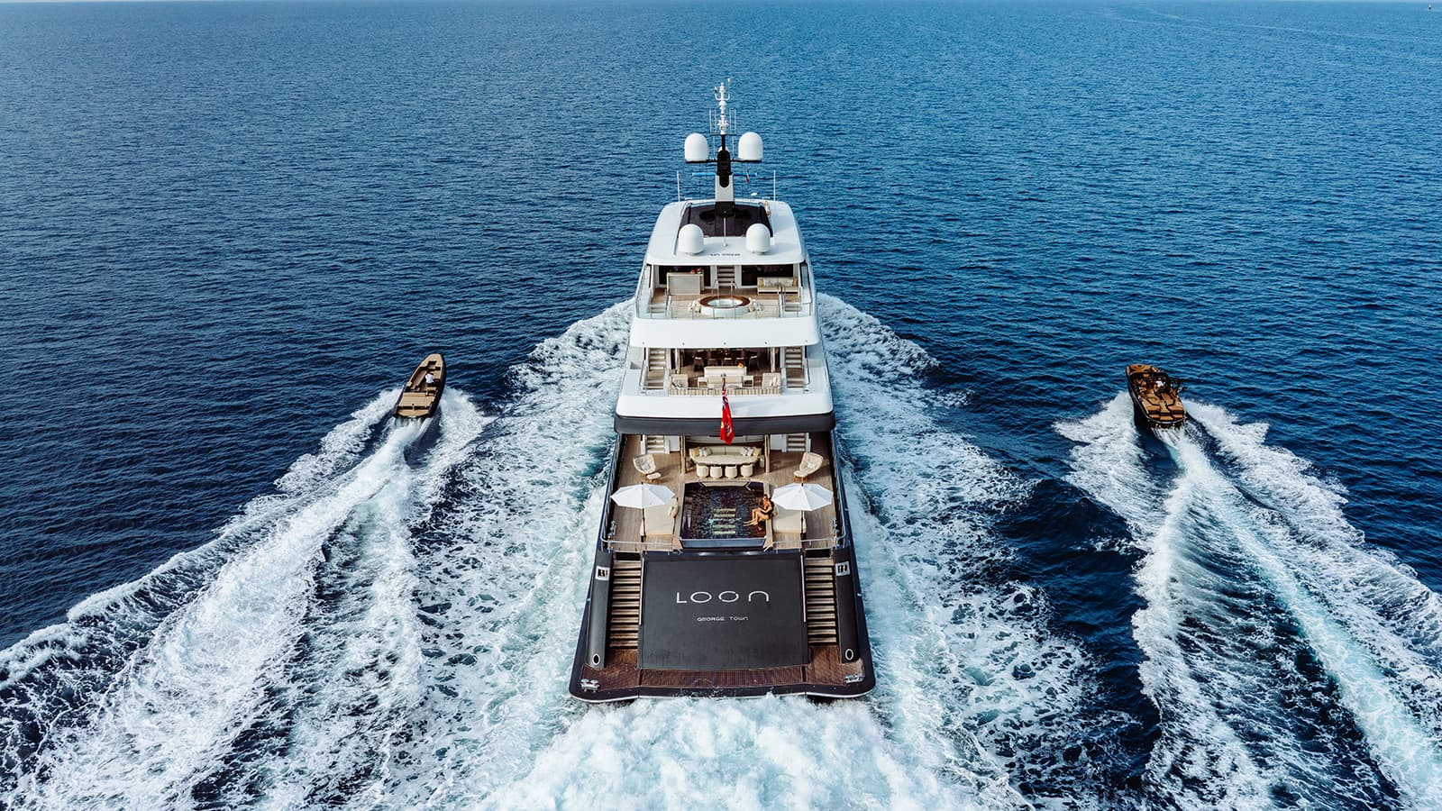 LOON - ext running | Drivas Yachts