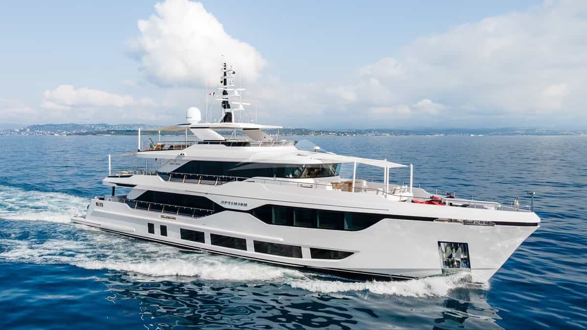 OPTIMISM - ext running | Drivas Yachts