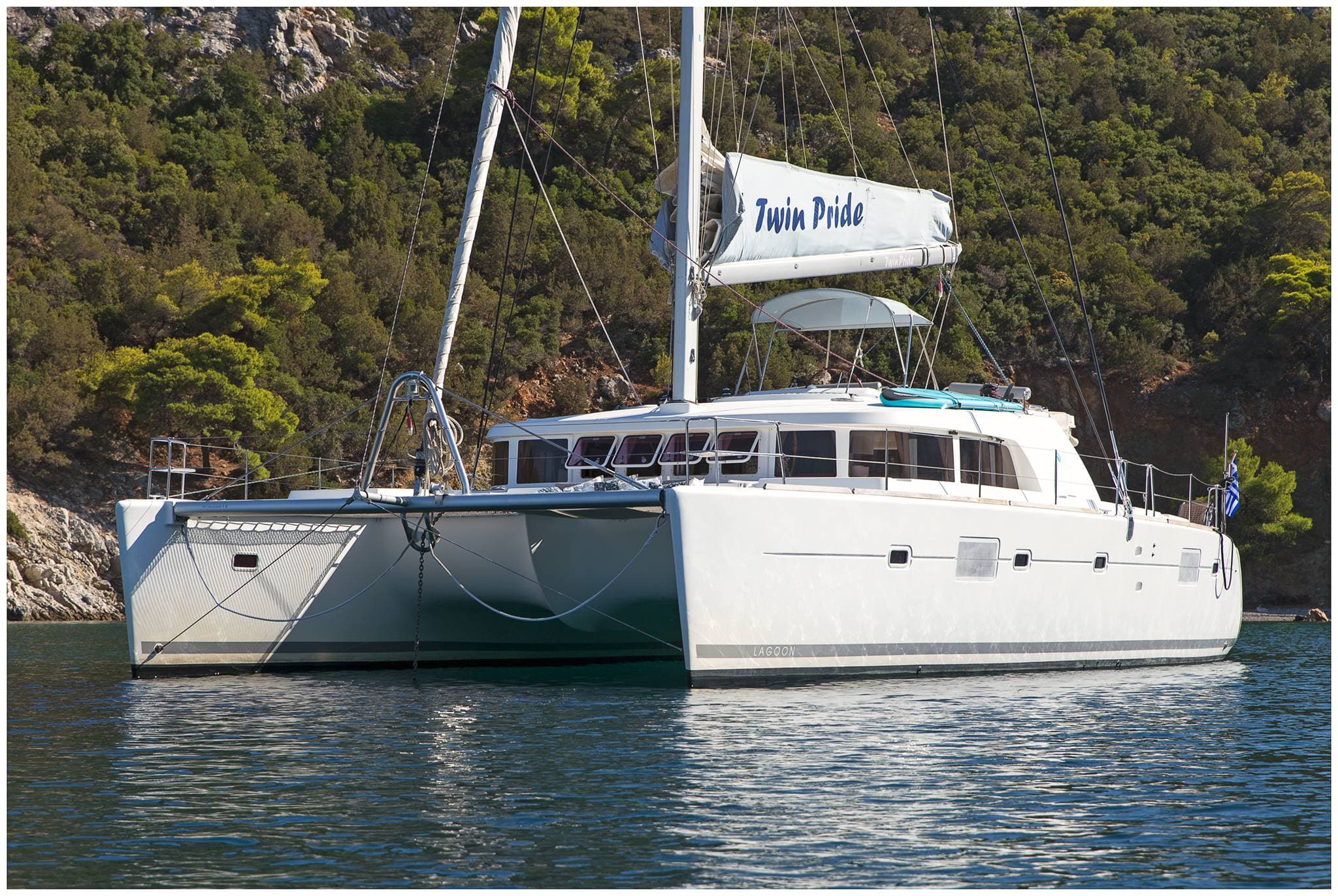 TWIN PRIDE - ext port | Drivas Yachts