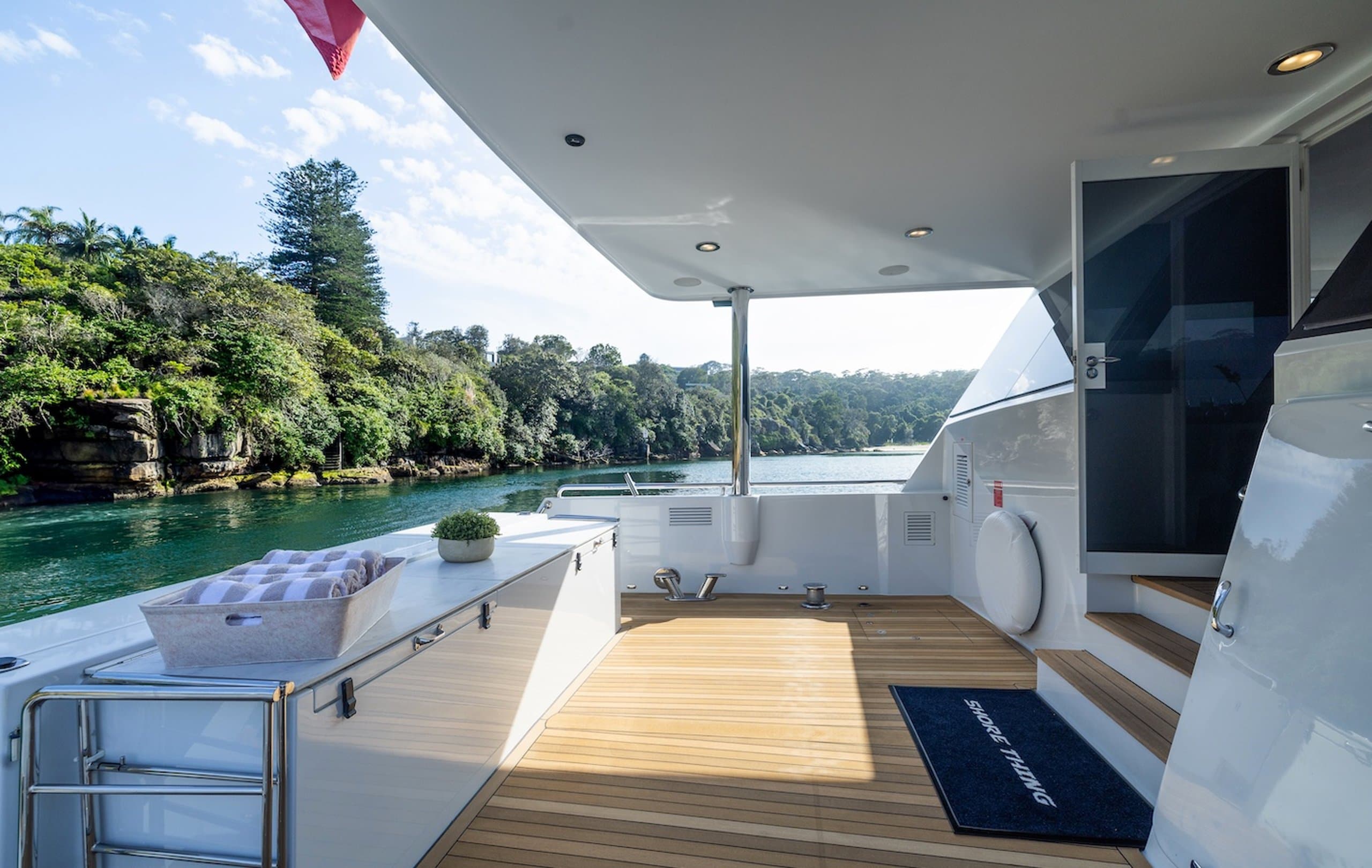 SHORE THING | Drivas Yachts