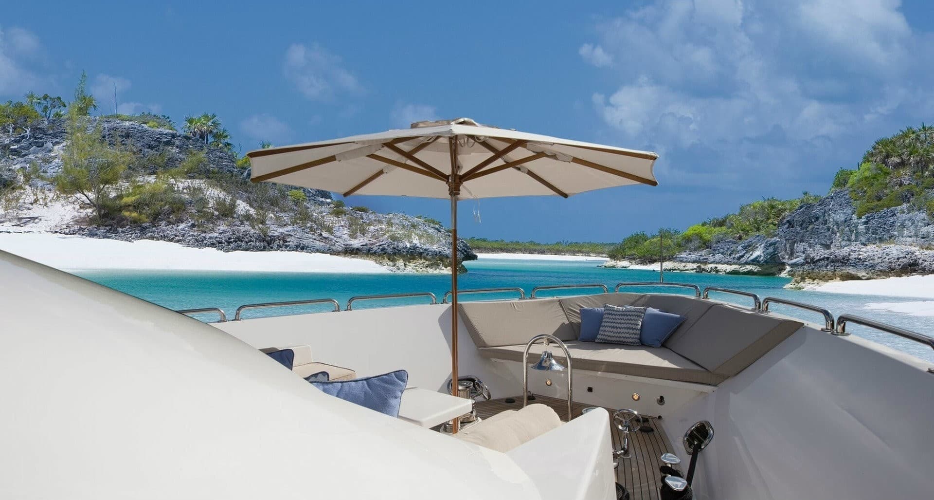 RENAISSANCE - deck aft | Drivas Yachts