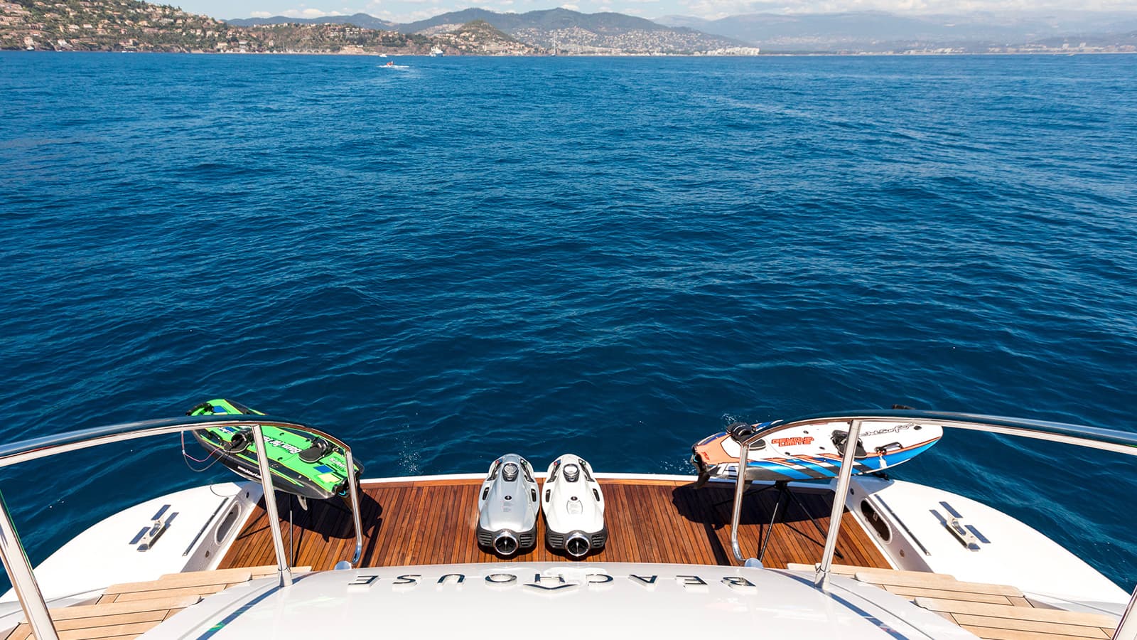 BEACHOUSE - deck aft | Drivas Yachts