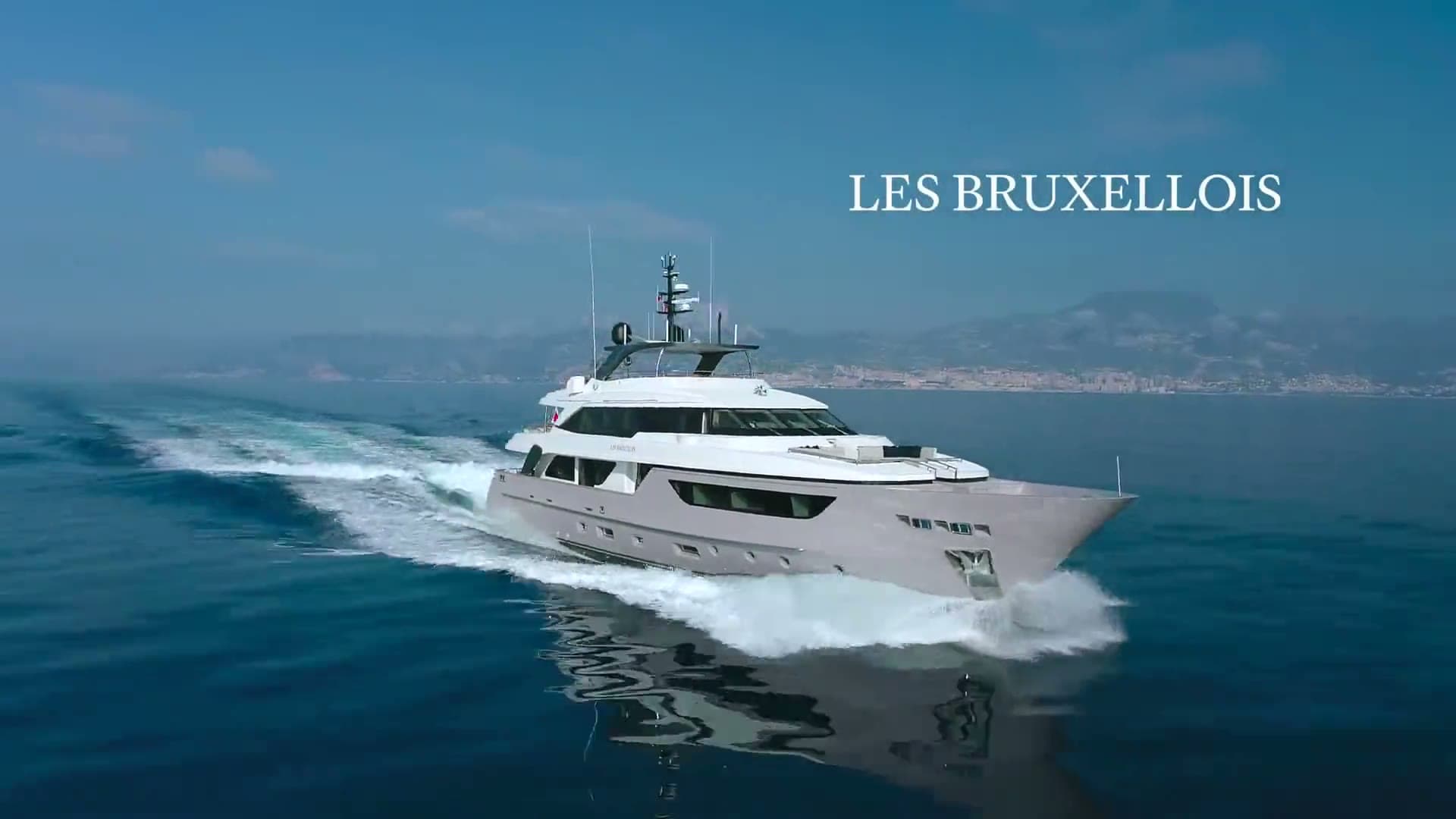 LES BRUXELLOIS yacht video